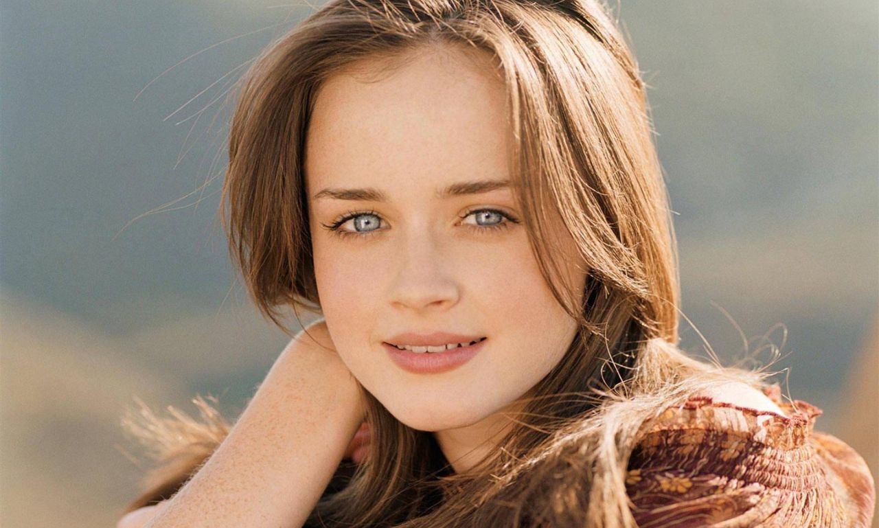 Nanette Bledel: Influence The Women's Roles in Hollywood