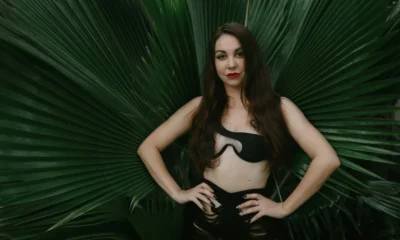 Leonaarei: Captivating Photography and Stories from the Heart